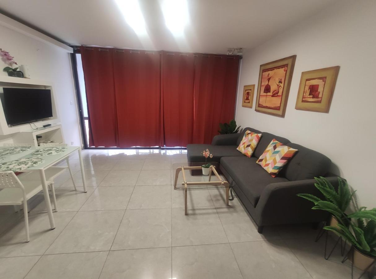 Vacation Apartment Eilat Buitenkant foto